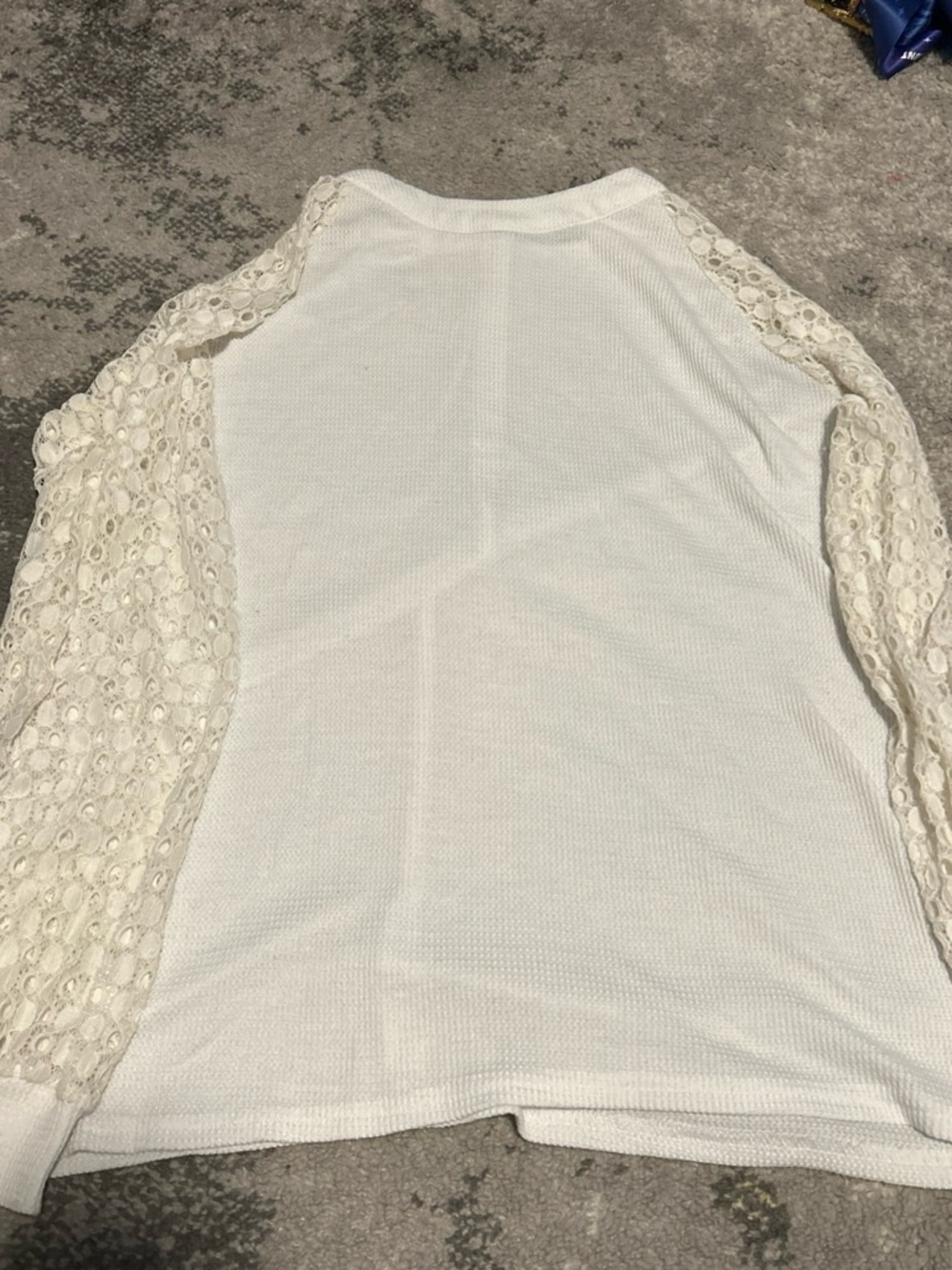 Ivory Lace-Sleeve Long Sleeve Tee - Elegant Everyday